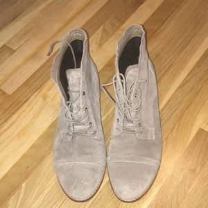 Cute lace up booties!!